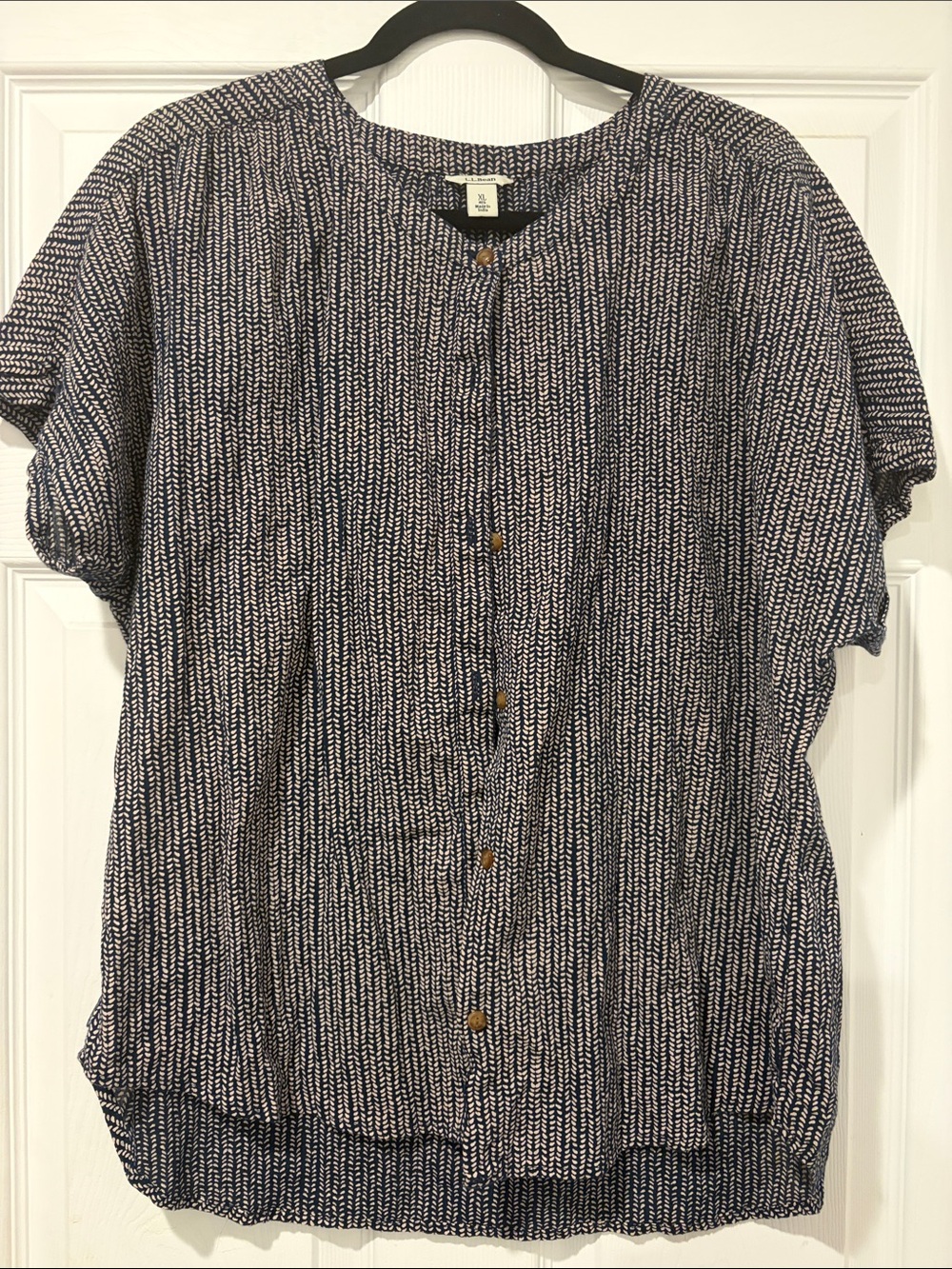 L.L. Bean Navy and White Short-Sleeve Button-Down Shirt